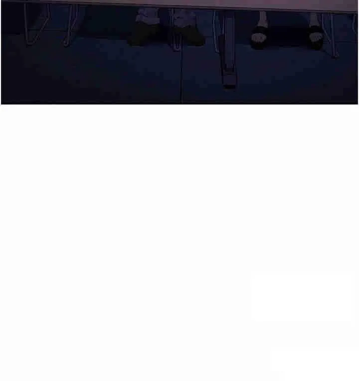 边缘人的复仇 第5话_在众目睽睽下被抽插…